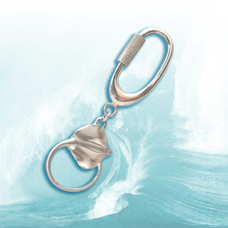 Silver stingray keyring
